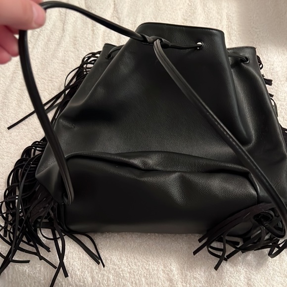 Victoria’s Secret drawstring fringe bag / backpack - Picture 6 of 7